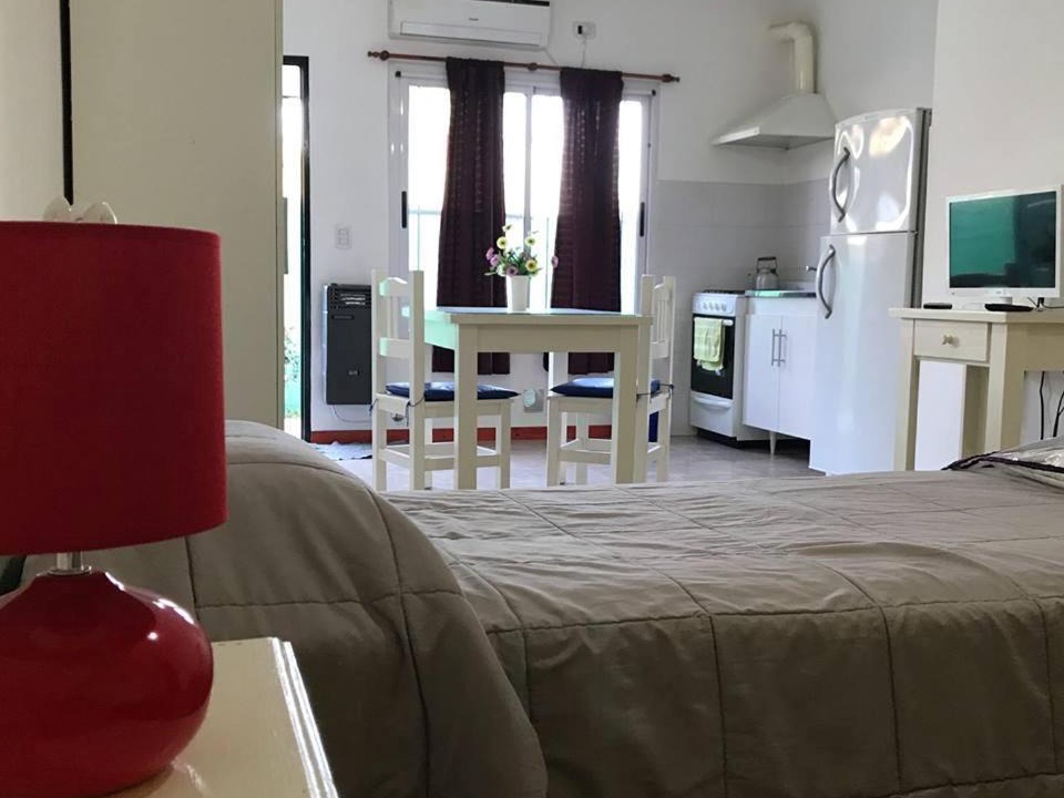 Presidente Derqui Apartment | Las Casuarinas