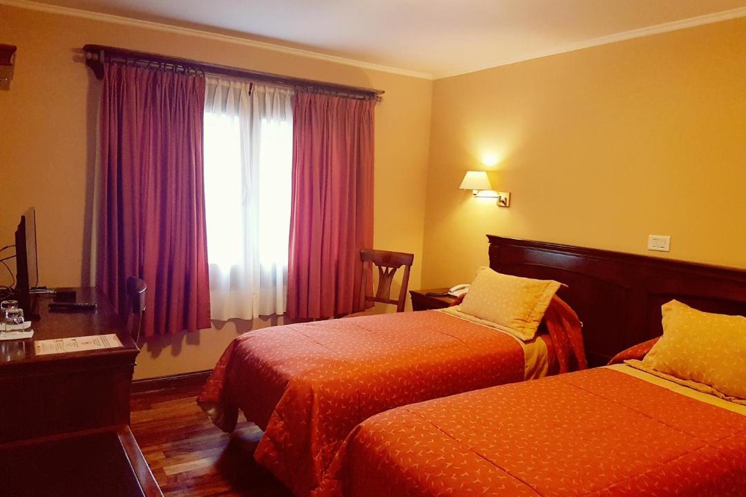 Macrozona Bahia Redonda y Primeros Faldeos Hotel | Patagonia Queen Hotel Boutique