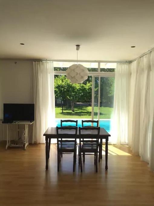 Las Compuertas House | Casa en la Ruta del Malbec