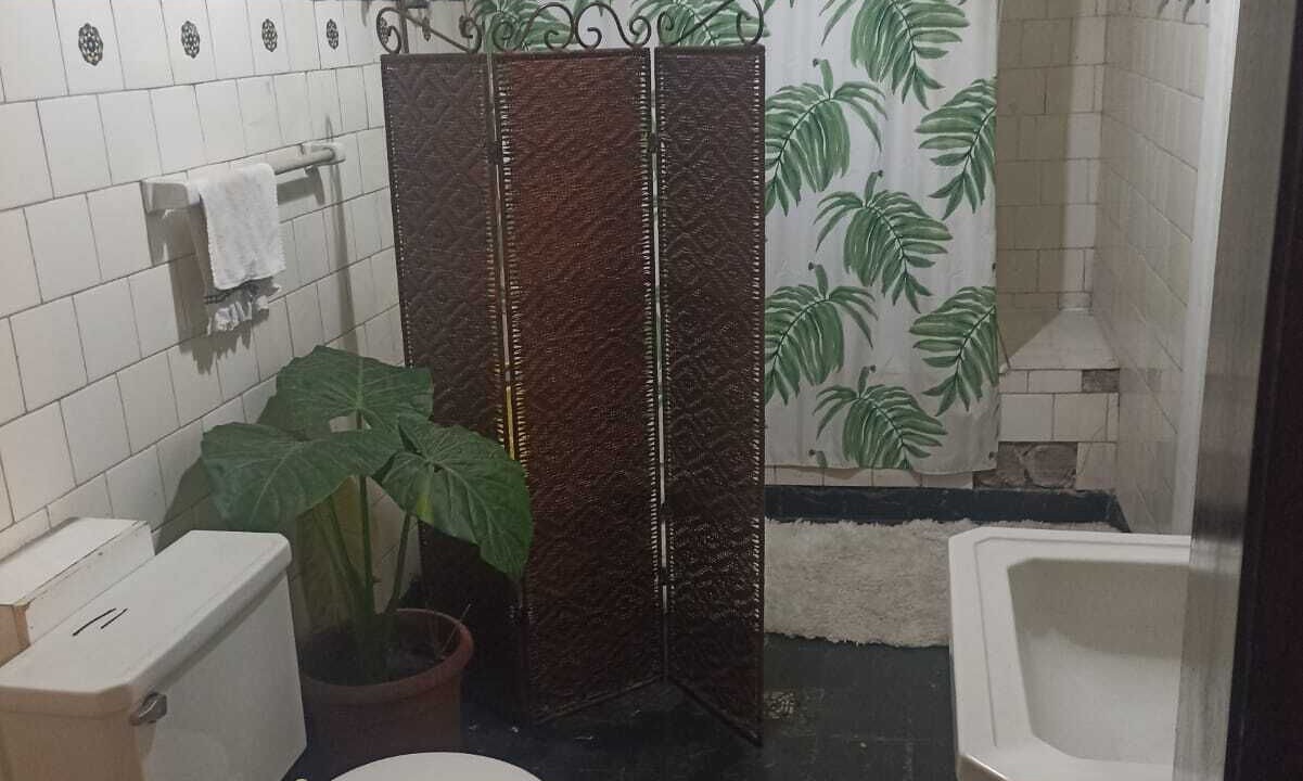 Photo of Bathroom in Downtown Santiago