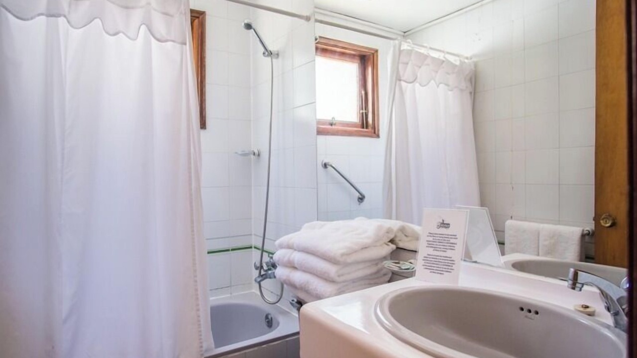Photo of Bathroom in Chaiten