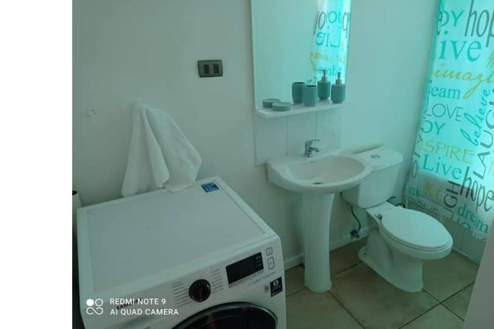 Photo of Bathroom in Cardonal