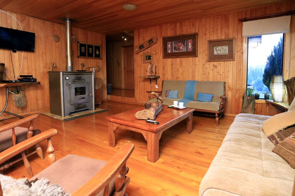 Photo of Livingroom in Putemun