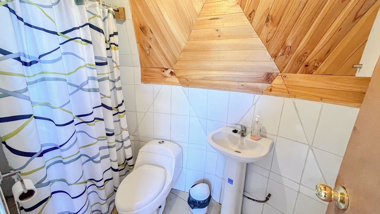 Photo of Bathroom in Hijuelas
