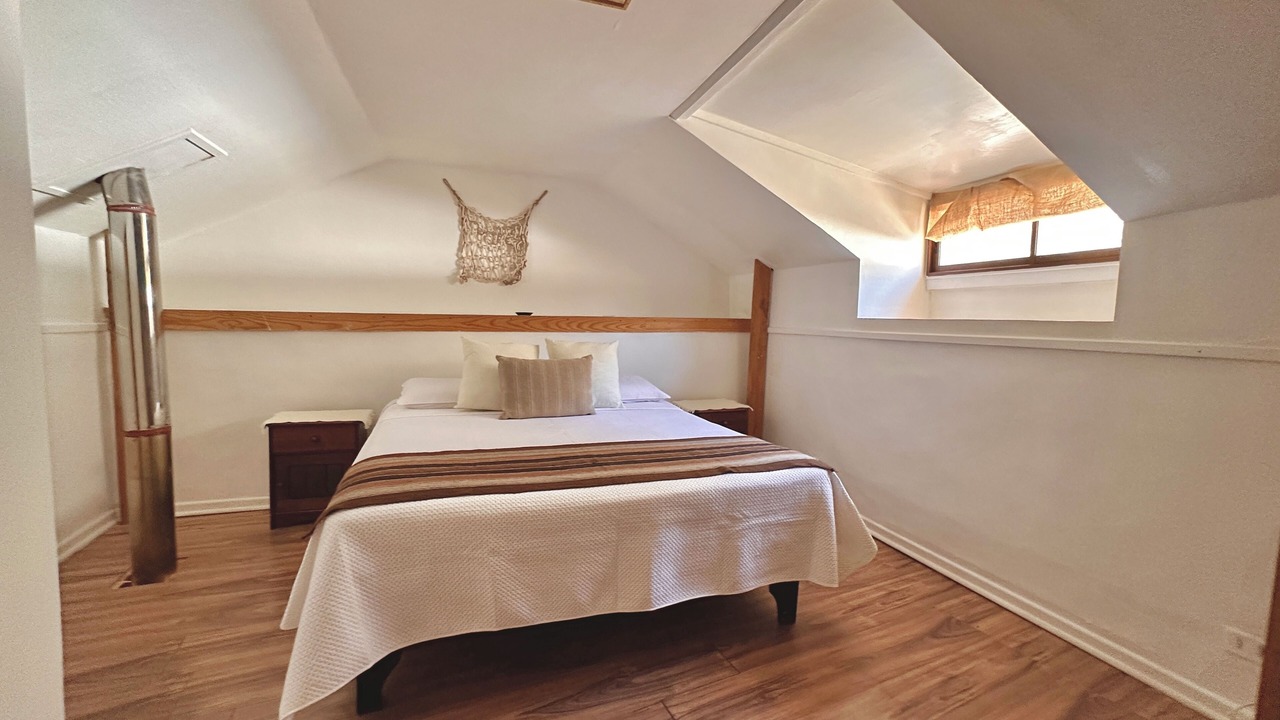 Photo of Bedroom in Vicuna