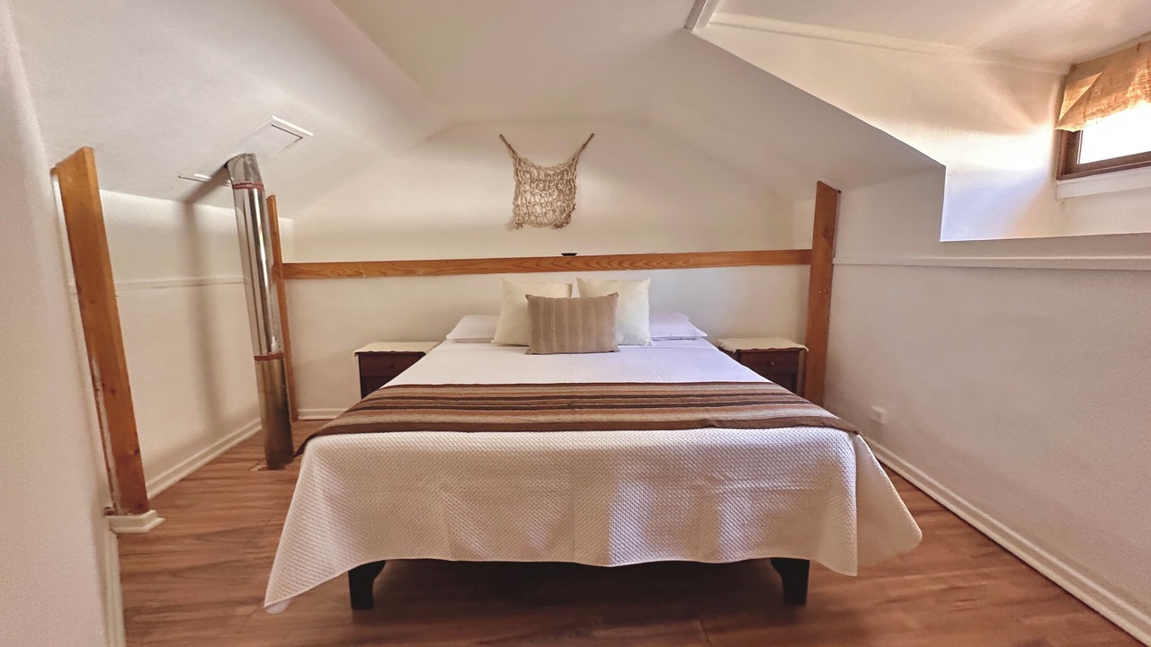 Photo of Bedroom in Vicuna