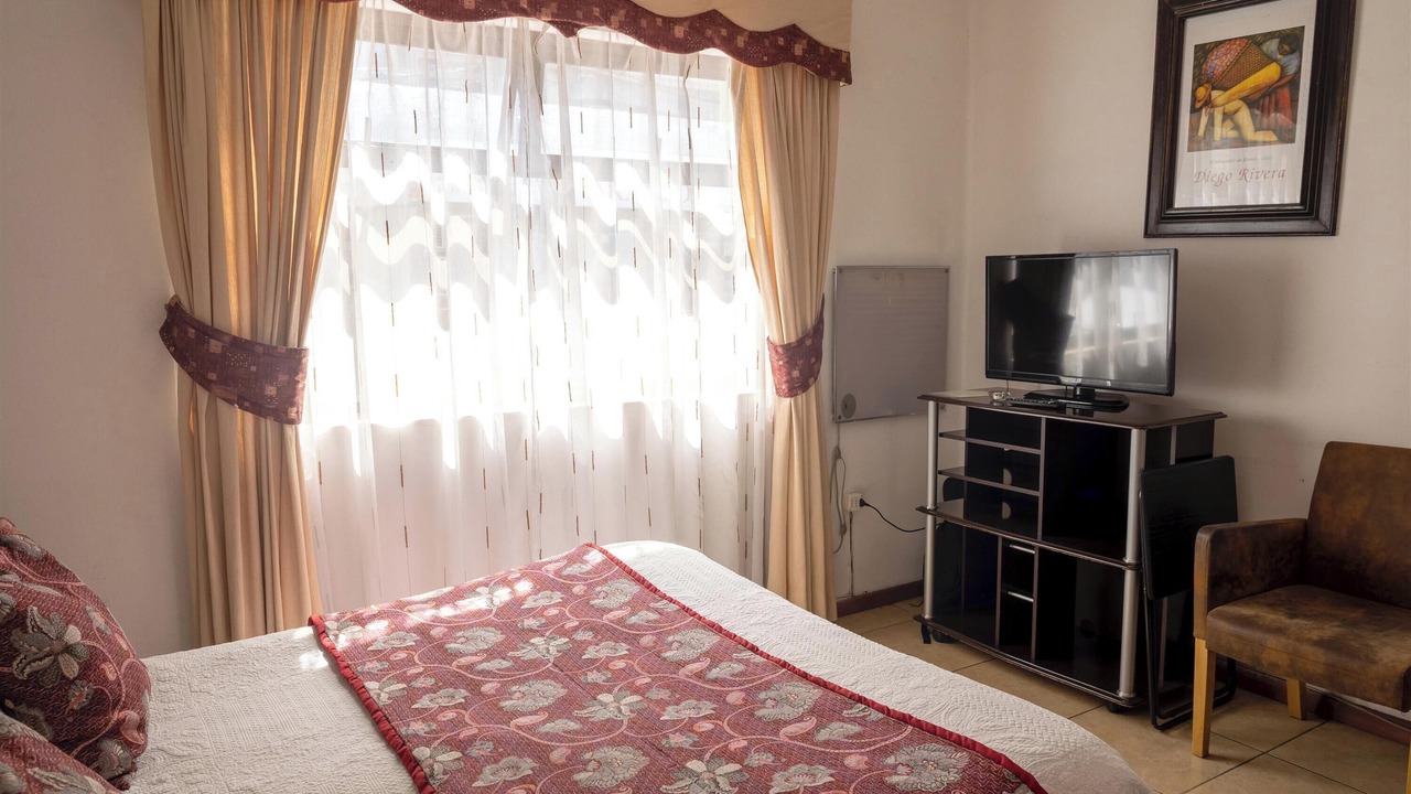Photo of Bedroom in Los Angeles