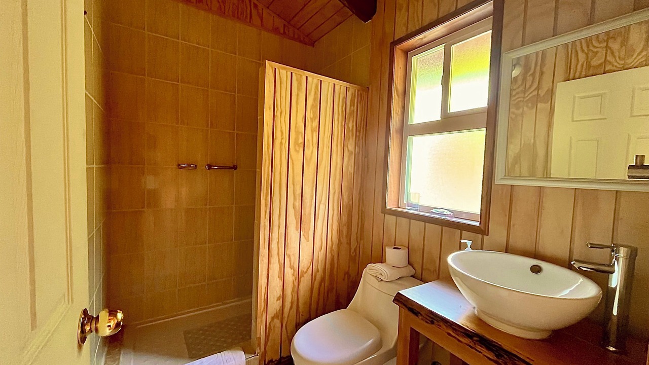 Photo of Bathroom in Luis Soto