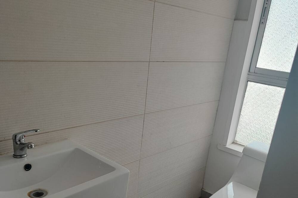 Photo of Bathroom in Cerro Alegre