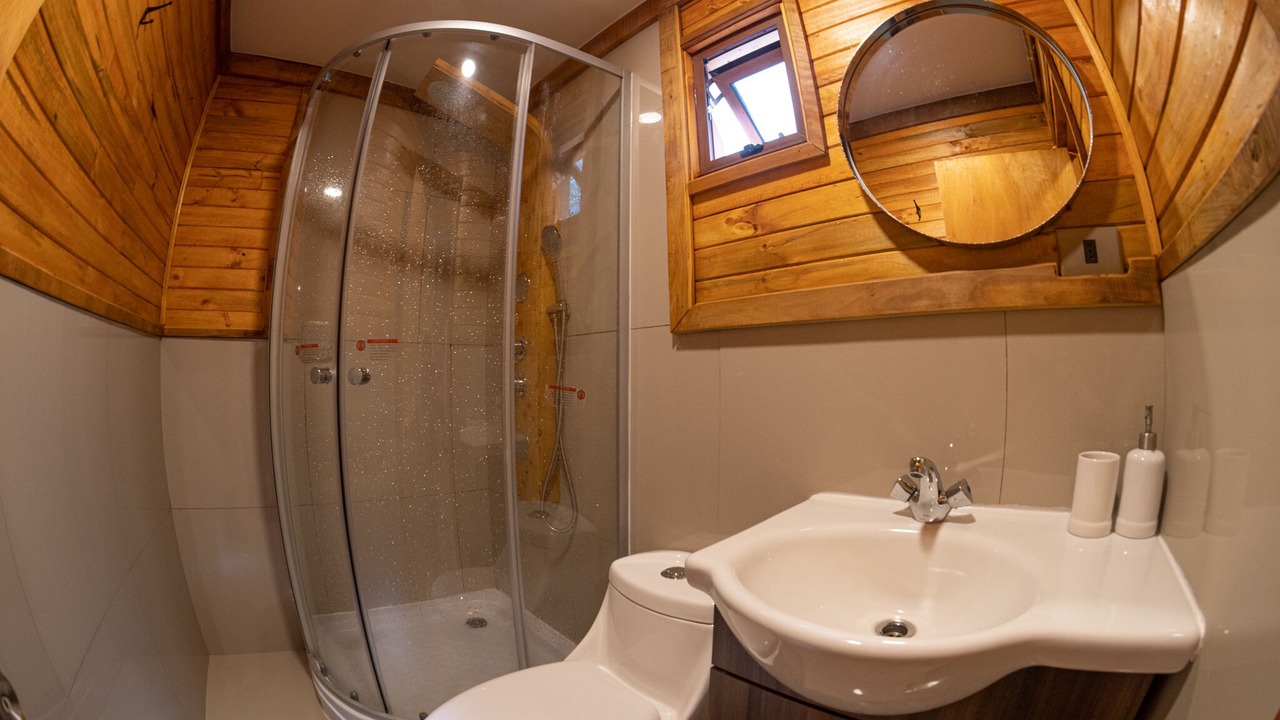 Photo of Bathroom in Nuble Region
