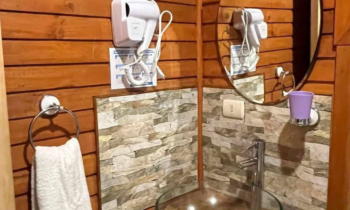 Photo of Bathroom in Pinto