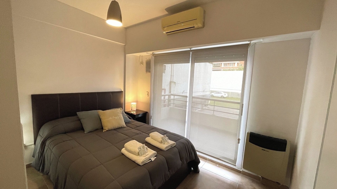 Photo of Bedroom in Flores