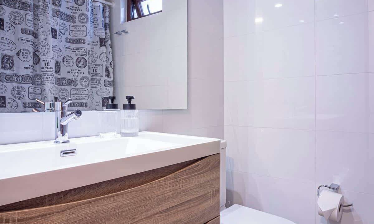 Photo of Bathroom in Renaca