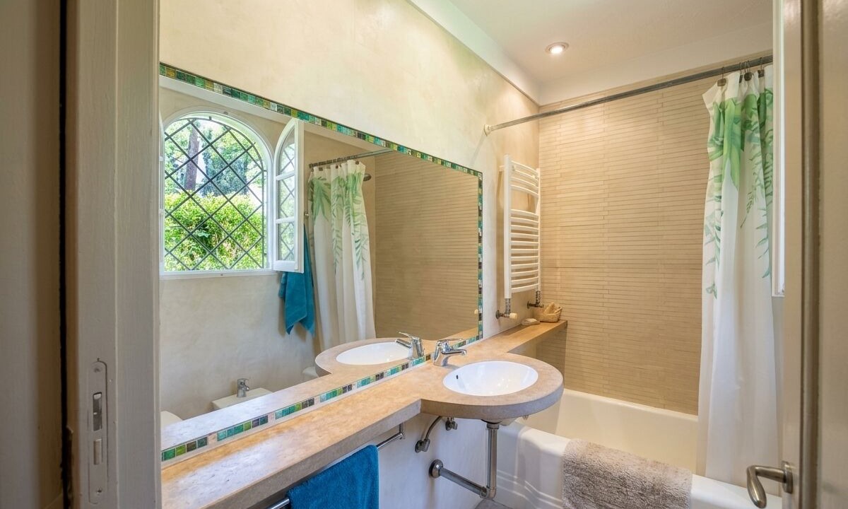 Photo of Bathroom in Villa Ballester