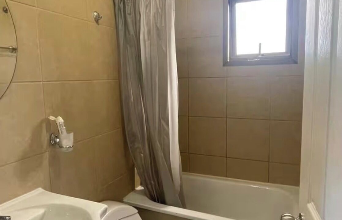 Photo of Bathroom in Angol