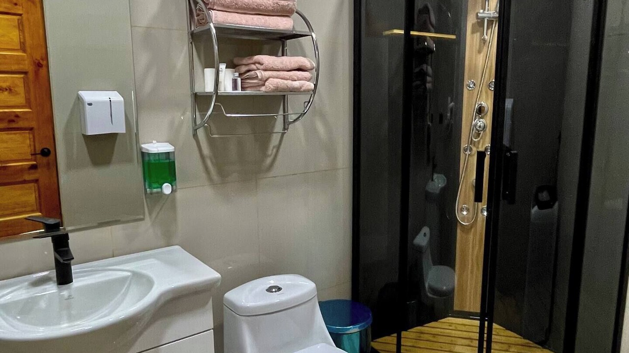Photo of Bathroom in Pinto