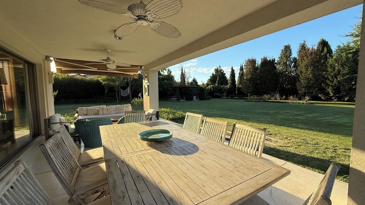 Photo of Outdoor in Manuel Alberti