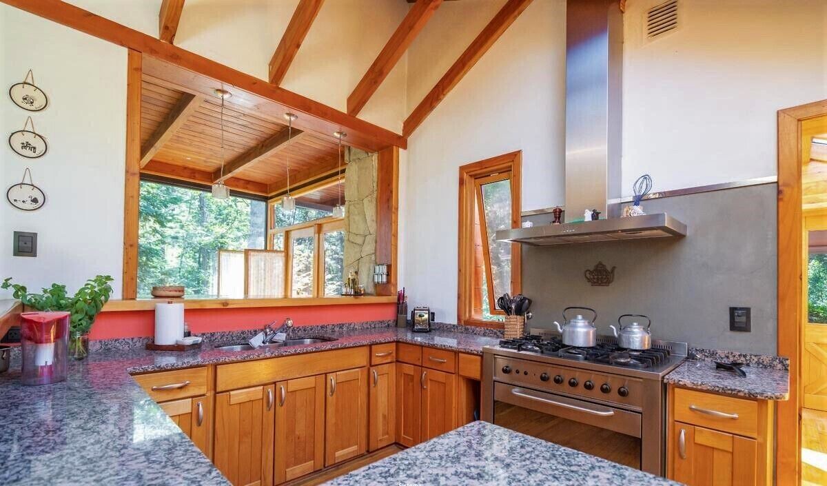 Photo of Kitchen in Angostura