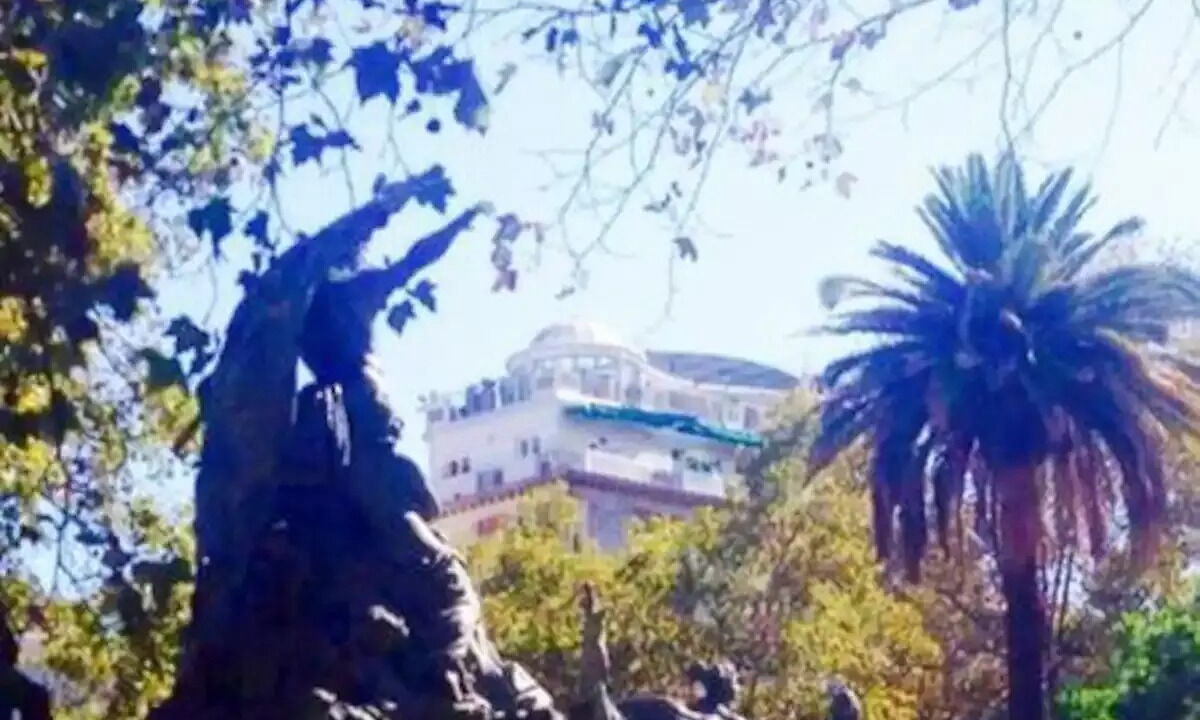 Photo of Others in Lastarria