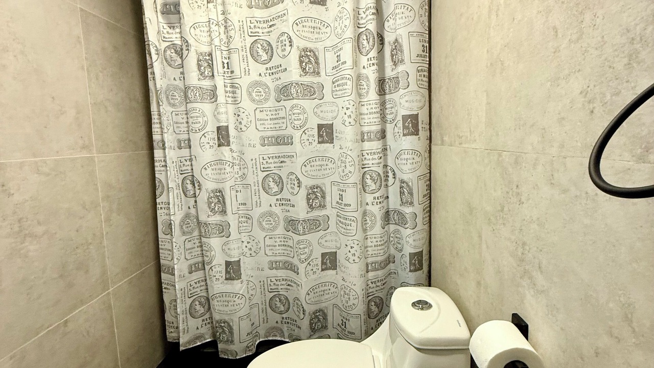 Photo of Bathroom in Caldera