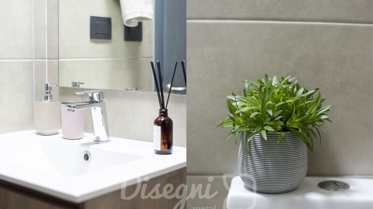 Photo of Bathroom in Downtown Santiago