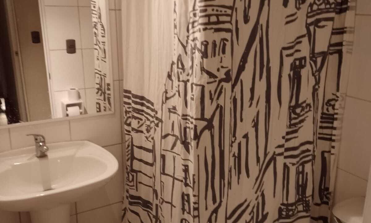 Photo of Bathroom in La Florida