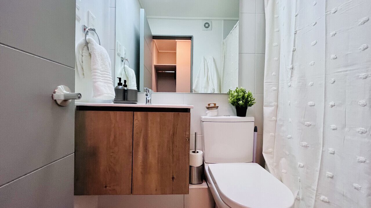Photo of Bathroom in La Florida