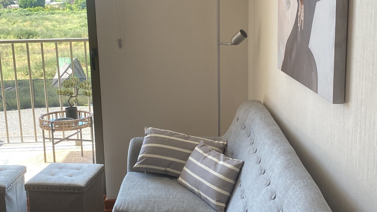 Photo of Livingroom in San Fernando