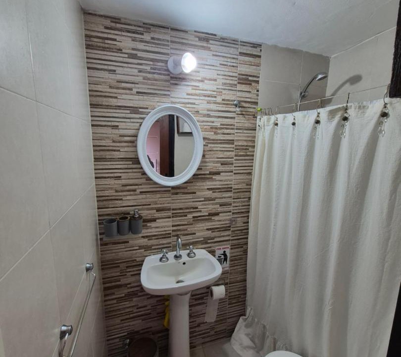 Photo of Bathroom in Barrio Los Pioneros