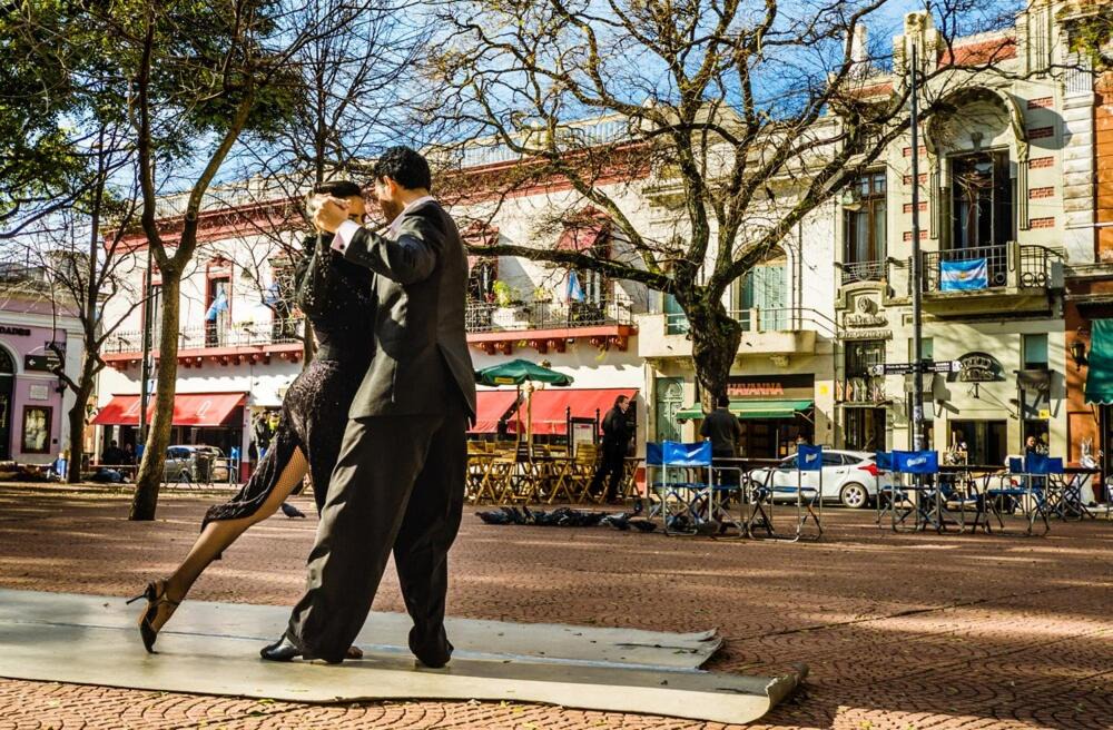 Photo of Others in San Telmo