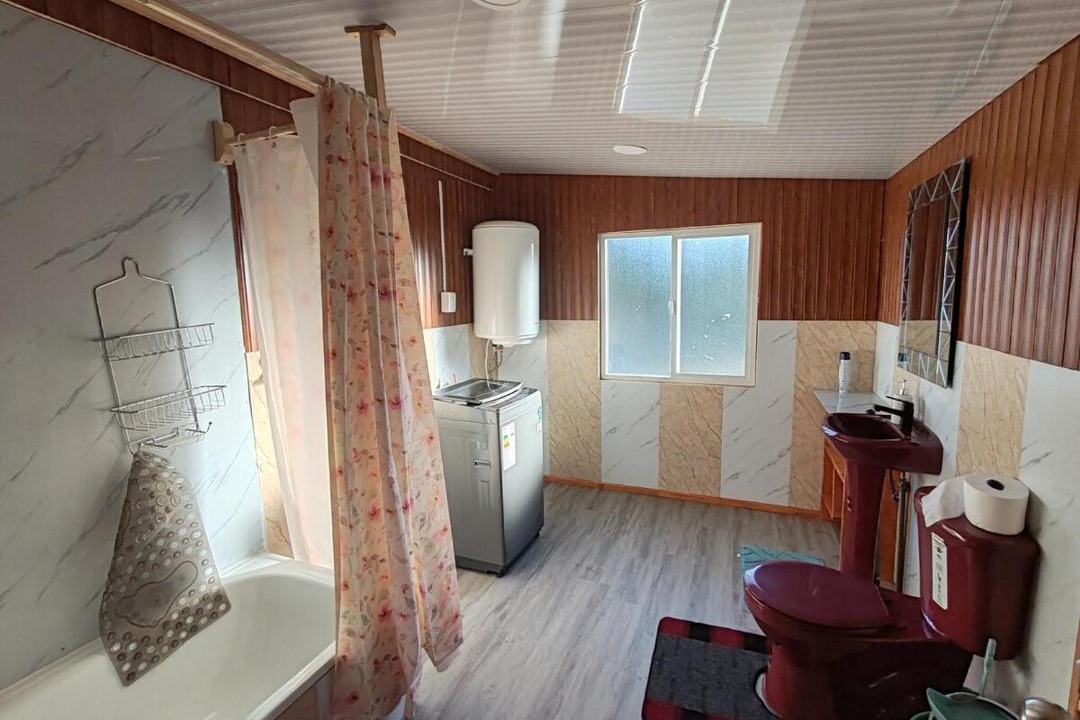 Photo of Bathroom in Hornopiren National Park