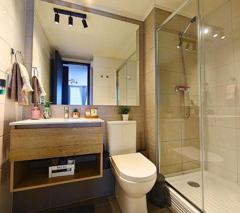 Photo of Bathroom in La Florida