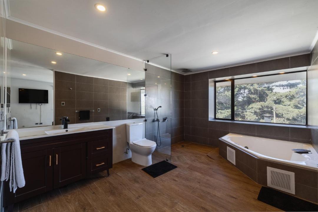 Photo of Bathroom in Renaca