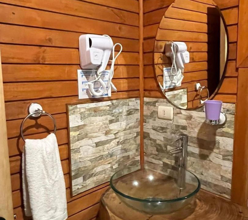Photo of Bathroom in Pinto