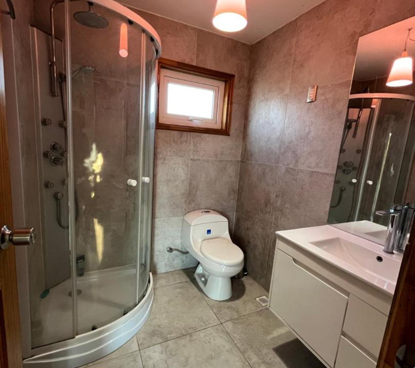 Photo of Bathroom in Angol