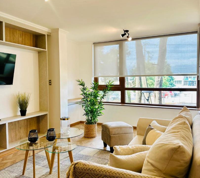 Photo of Livingroom in Los Angeles