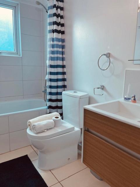 Photo of Bathroom in Los Angeles
