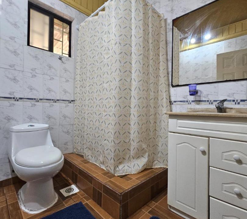 Photo of Bathroom in Hanga Roa