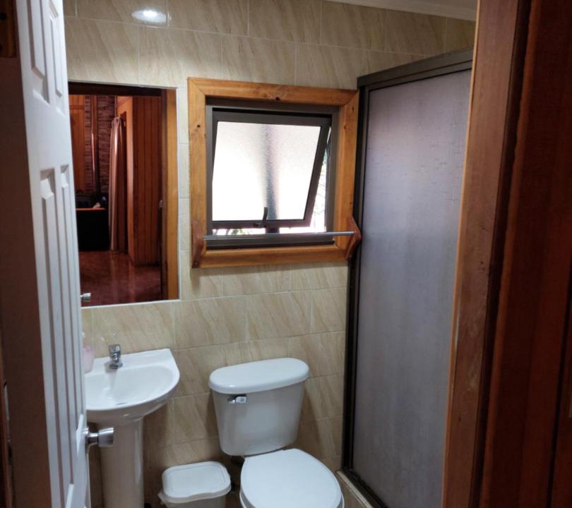 Photo of Bathroom in Pinto