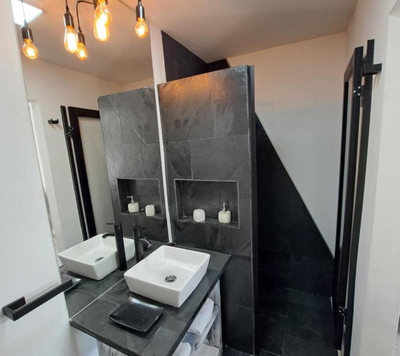 Photo of Bathroom in Coyhaique