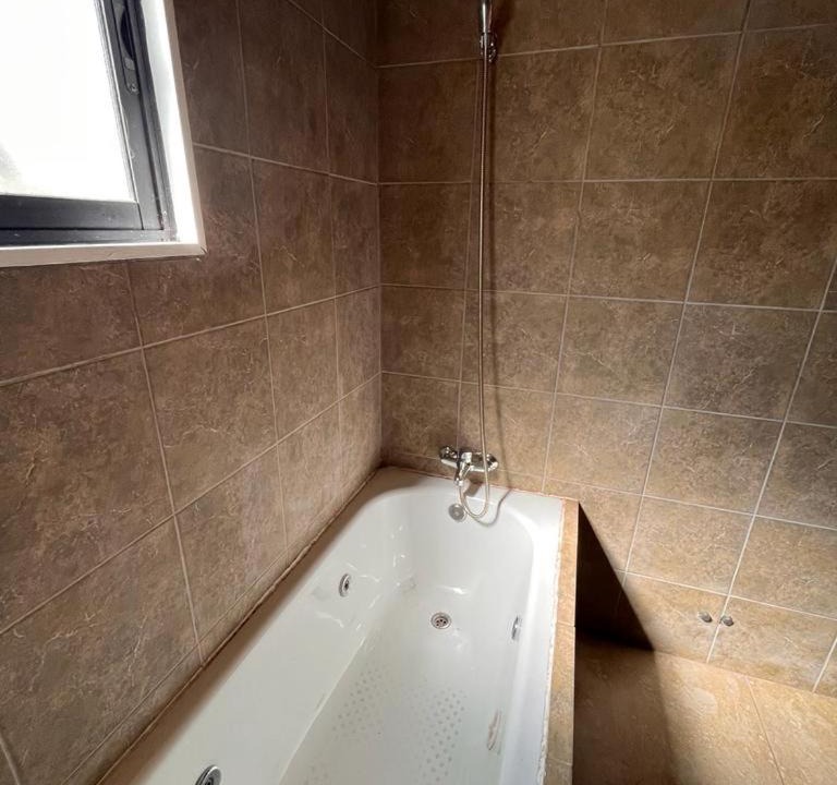 Photo of Bathroom in Curico