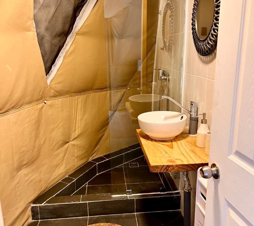 Photo of Bathroom in Melocoton