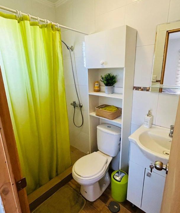 Photo of Bathroom in La Florida