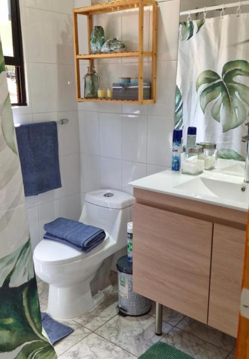 Photo of Bathroom in Hanga Roa