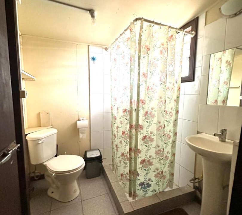 Photo of Bathroom in Tome