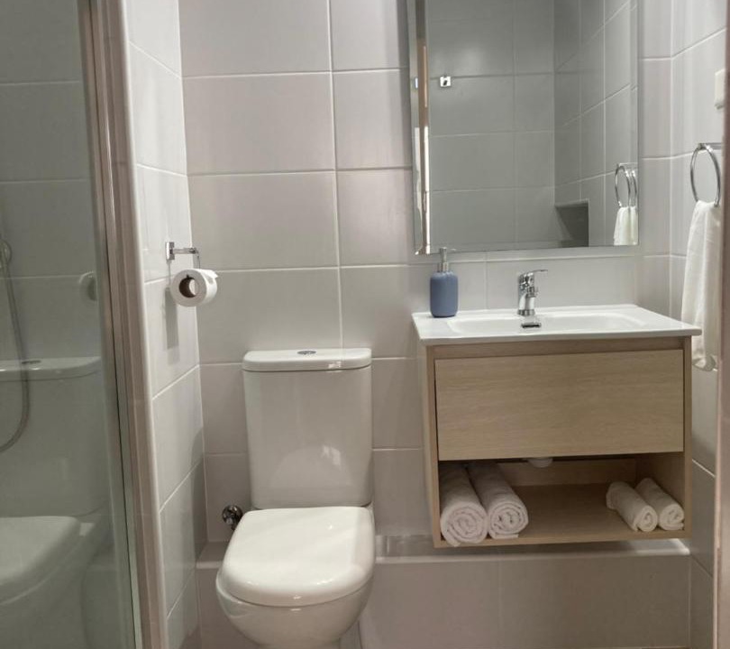 Photo of Bathroom in Los Angeles