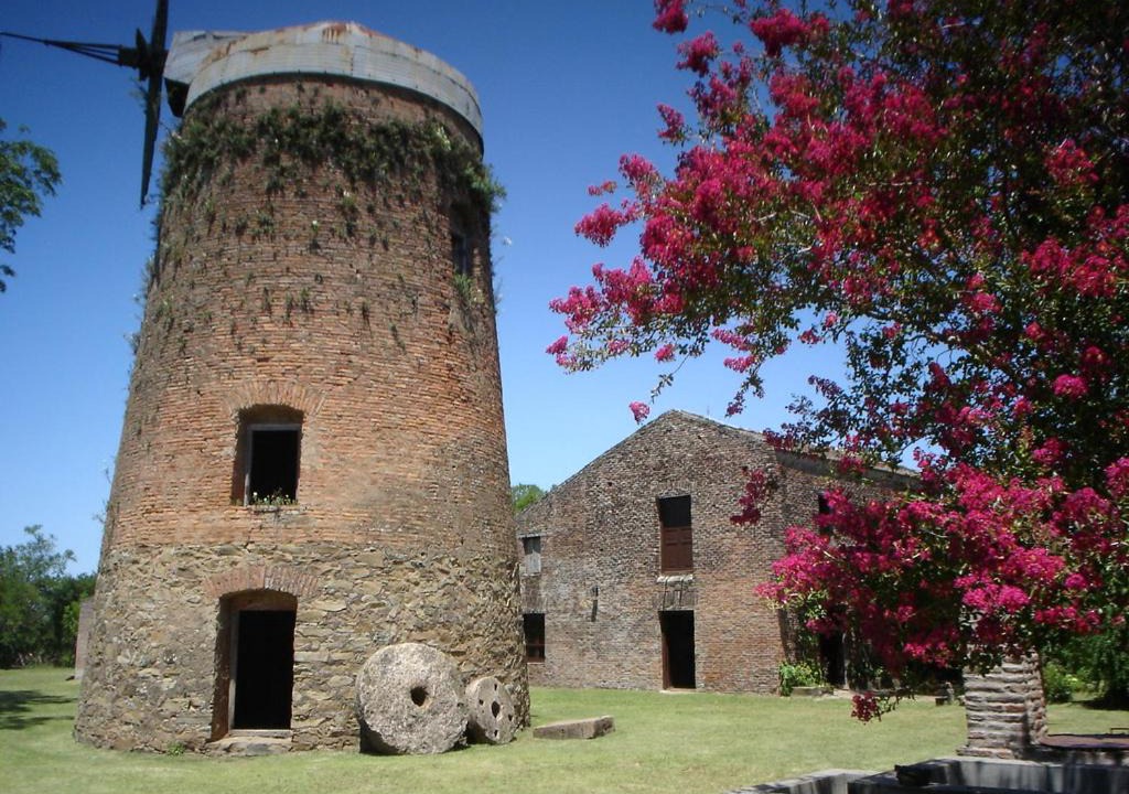 Photo of Others in Colon