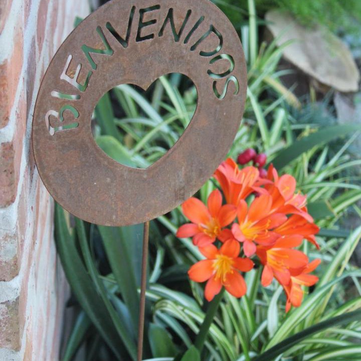 Photo of Others in Benavidez
