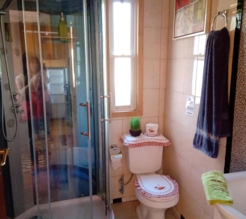 Photo of Bathroom in Lenca