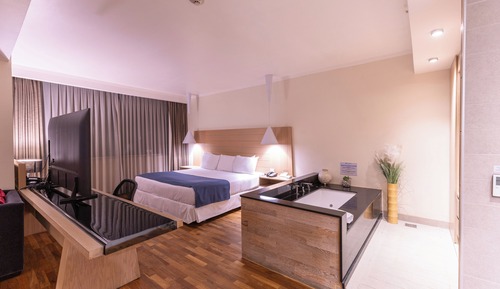 Presidential Suite, 1 King Bed, Non Smoking